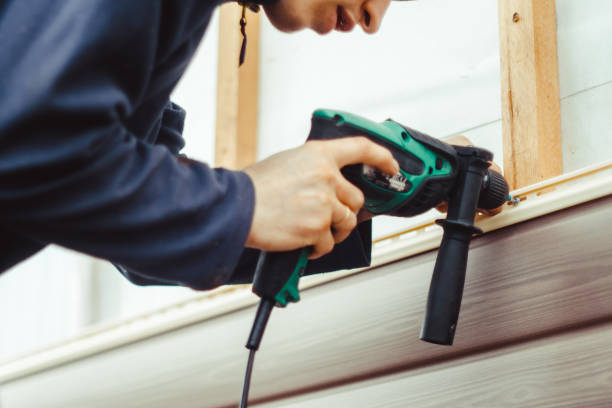 Siding Removal and Disposal in Wells Branch, TX
